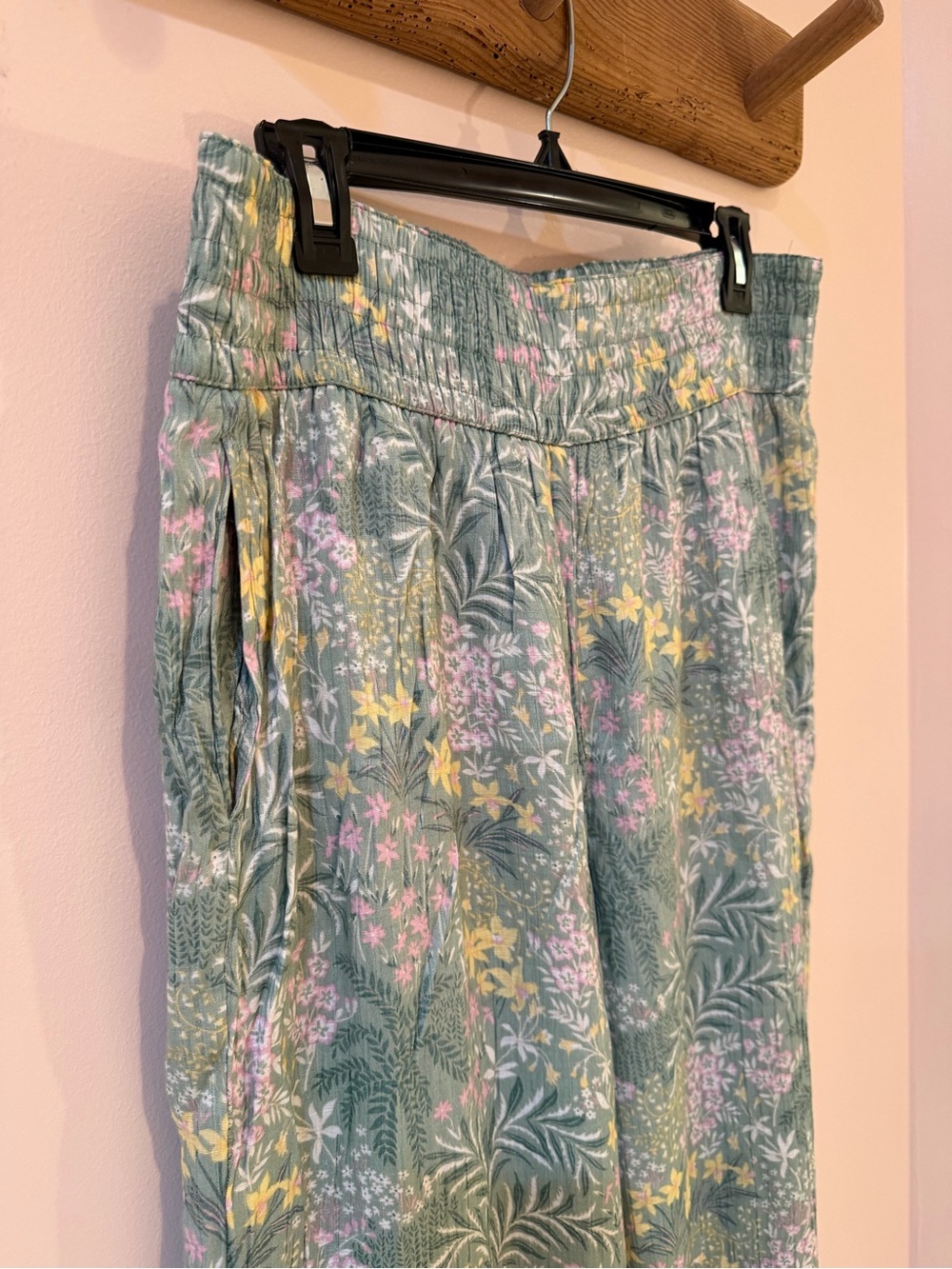 Wonderly Green Floral Pull-On Palazzo Pants - L - Picture 4 of 10